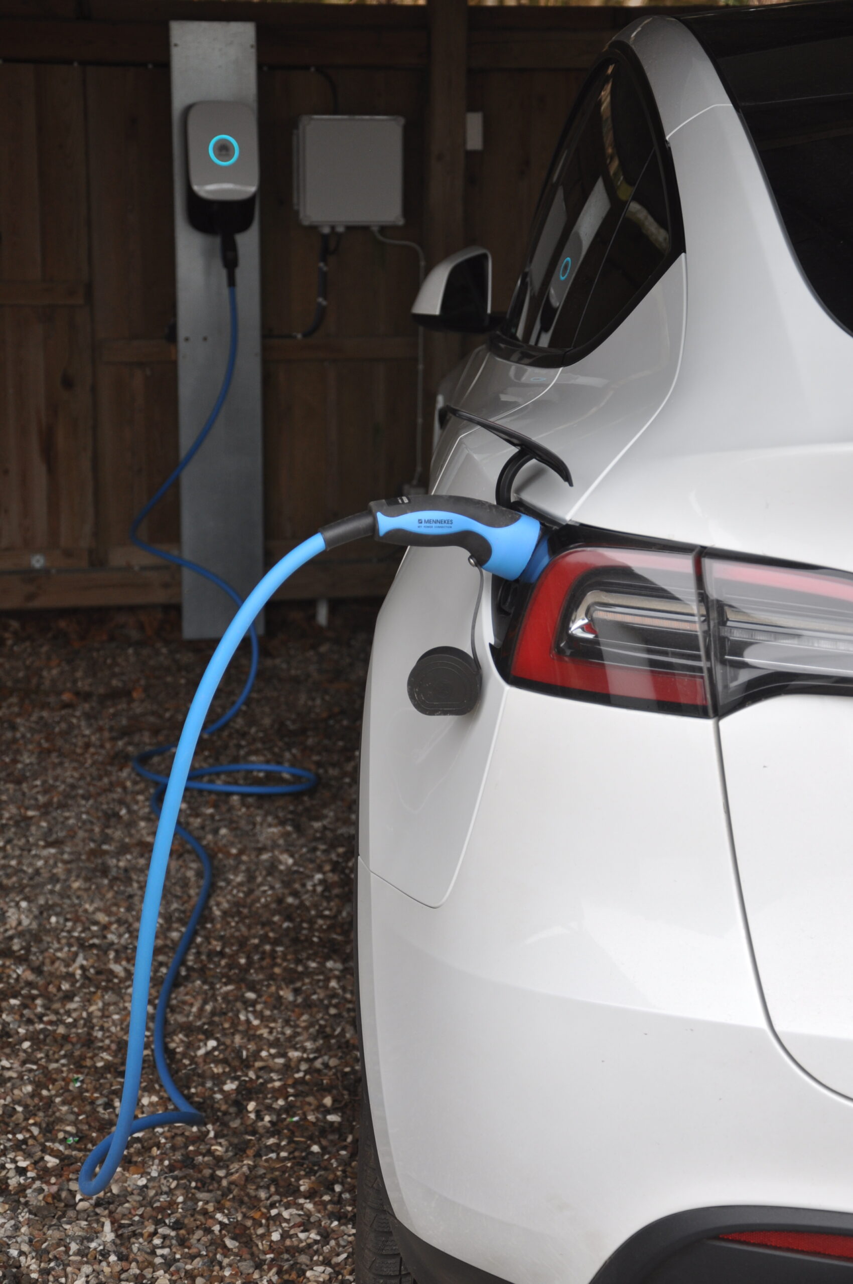 Tesla lader